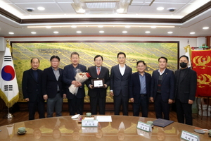 [NSP PHOTO]주낙영 경주시장, 경주쌀 판매 촉진기여 공로 농협중앙회 감사패 받아