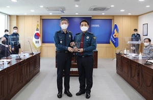 [NSP PHOTO]박성준 파주경찰서 금촌지구대 경사, 지역경찰 MVP 3년 연속 수상