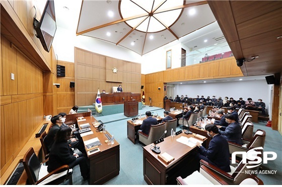 [NSP PHOTO]부안군의회, 2023년 첫 임시회 개최...주요업무계획 청취