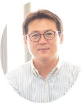 [NSP PHOTO]김경일 아주대 교수, tvN 스토리 어쩌다 어른 MC 합류...31일 첫 방