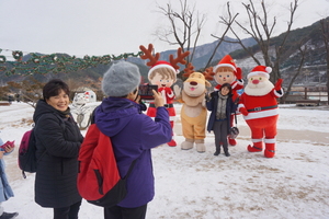 [NSP PHOTO]겨울에 만나는 분천산타마을 58일간 여정 마무리