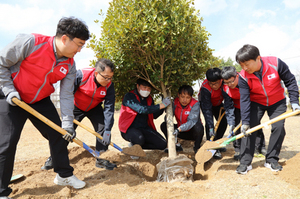 [NSP PHOTO]LG생활건강, 울산 꿀벌의 공원 조성 완료