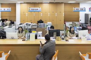 [NSP PHOTO]울릉군, 민원실 이미지 개선 통해 서비스 품질 높여