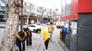 [NSP PHOTO]대구보건대, 새봄맞이 국토대청결운동 실시