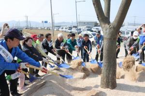 [NSP PHOTO]포항시, 연일읍 일원서 나무심기 행사 개최