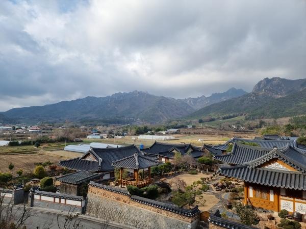 NSP통신-강진 달빛한옥마을. (사진 = 강진군)