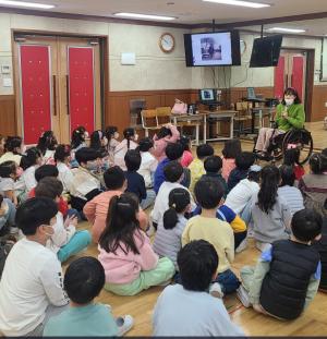 [NSP PHOTO]수원시, 장애인 강사가 들려주는 초등생 사고예방 교육