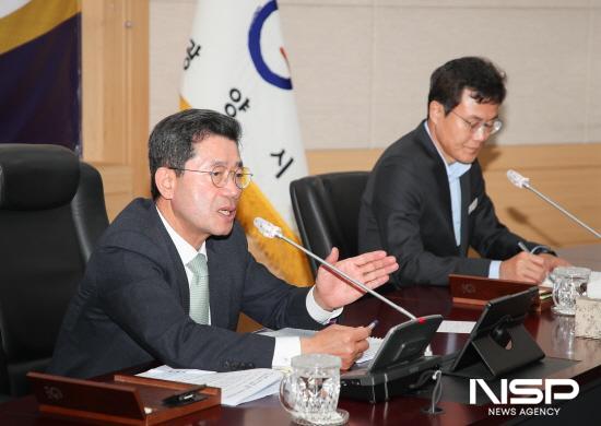 NSP통신-정인화 광양시장 5월 확대간부회의 인사말 (사진 = 광양시청)