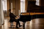 [NSP PHOTO]피아니스트 조성진과 발트 앙상블 아름다운 하모니 성남아트센터 찾는다
