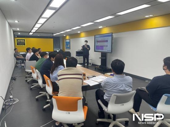 NSP통신-더드림스마트센터에서 찾아가는 청렴·윤리·인권 교육 수강 (사진 = 여수광양항만공사)
