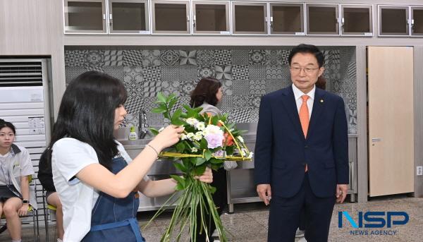 NSP통신-경상북도교육청은 31일 한국생명과학고등학교에서 한국농업교육협회 경북지부 및 FFK 경상북도지부의 공동 주관으로 제48년차 경북영농학생축제(2023 경북FFK전진대회) 를 개최했다. (사진 = 경상북도교육청)