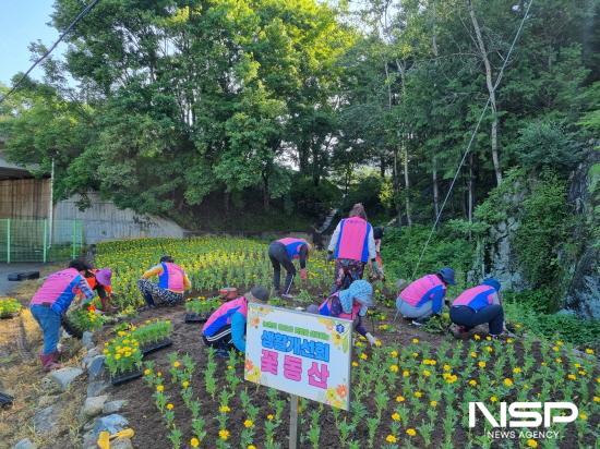 NSP통신-도로변 공한지 꽃동산 조성 (사진 = 광양시청)