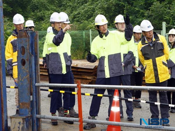 NSP통신-한국원자력환경공단은 지난 6월 30일 장마철을 맞아 재해대비 상황과 근로자 안전조치 사항 등에 대한 안전점검을 실시했다. (사진 = 한국원자력환경공단)