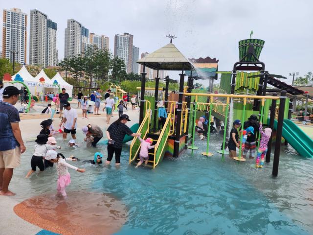 -화성시 물놀이장 모습 사진 화성시