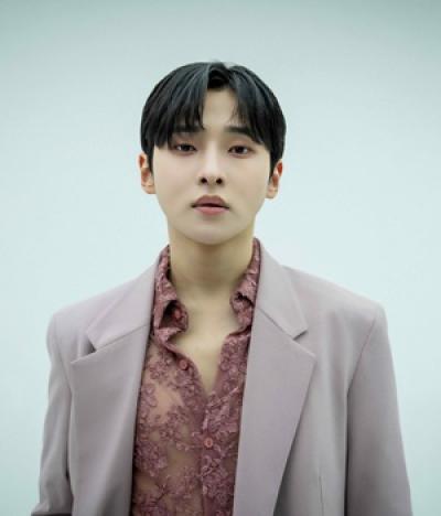 [NSP NEWS Image]성리, 7일 트롯 발라드 신곡 ‘이 계절의 강을 지나’ 발매