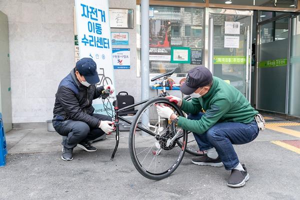 NSP통신-자전거 이동수리센터 운영 (사진 = 강서구)