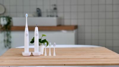 [NSP PHOTO]SM LNS Unveils Hybrid Toothbrush Etee