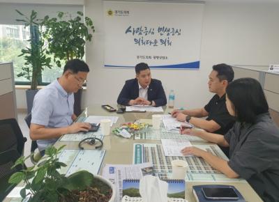 [NSP PHOTO]최민 경기도의원, 배달특급 활용 판로개척 사업계획 논의