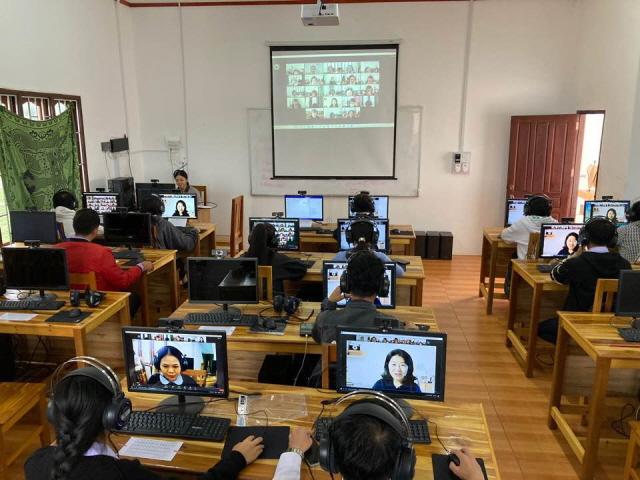 NSP통신-라오스에 위치한 삼동백천기술직업학교 한국어 3 과정 첫 수업 모습. (사진 = 원광디지털대학교)