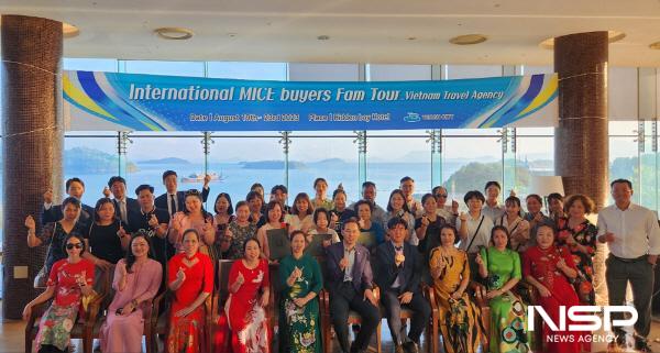 NSP통신-전라남도가 진행하고 있는 팸투어에 참여한 베트남 다낭, 호치민 등의 지역민으로 구성된 베트남 여행사 임직원 30여명이 여수를 방문했다. (사진 = 여수시)