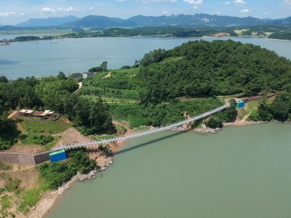 NSP통신-강진 가우도 출렁다리. (사진 = 강진군)