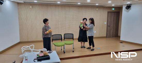 NSP통신-청주대학교 연극학과 하경화 교수 연기 지도 (사진 = 광양시청)