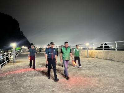 [NSP PHOTO]울릉경찰서 추석명절 맞아 범죄예방 위한 야간 합동방범 순찰