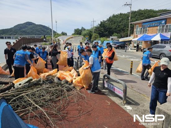 NSP통신-해양쓰레기 수거 (사진 = 광양시청)