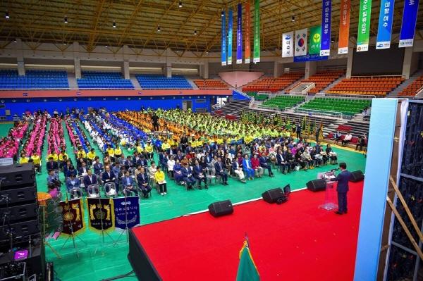 NSP통신-여수서 나눔, 봉사, 연대를 통한 다시 새마을운동, 세계와 함께라는 주제로 제21회 전라남도새마을부녀회 한마음 어울마당이 개최됐다. (사진 = 새마을회)