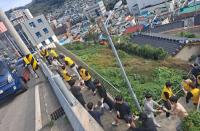 [NSP PHOTO]여수 한영대학교 봉사단, 10년째 연탄 나눔 봉사 훈훈