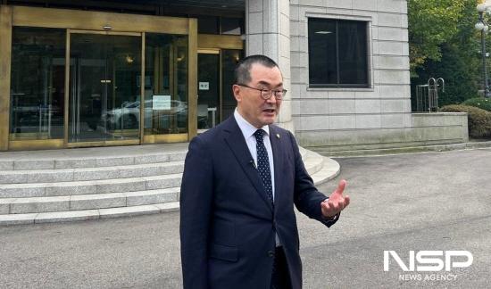 NSP통신-헌법재판소 앞에서 헌재 결정을 규탄하는 소병철 의원 (사진 = 소병철 국회의원실)