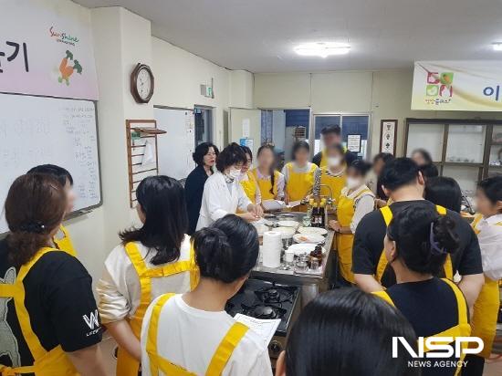 NSP통신-감자삼색경단과 두부버거 만들기 (사진 = 광양시청)