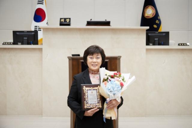 NSP통신-2023 서울평화문화대상 시상식에서 의정대상을 수상한 김상수 용인시의원. (사진 = 김상수 의원실)