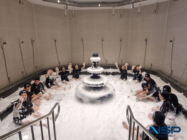 NSP통신-해양치유 품 테라피 힐링 광경 (사진 = 완도군)