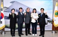 [NSP PHOTO]여수시의회, 지방세분야 발표대회 최우수상 수상 환영