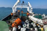 [NSP PHOTO]여수시, 해상경계 침범 불법 김양식시설물 강제 철거