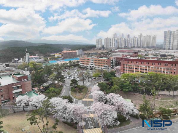 NSP통신-포항 선린대학교는 최근 발표된 한국보건의료국가시험 2023년 응급구조사 1급 국가고시에서 재학생 49명 전원 합격, 100% 합격이라는 우수한 성과를 거뒀다.