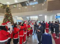 [NSP PHOTO]광양 중마동주민자치위원회, 산타 방문 행사 진행