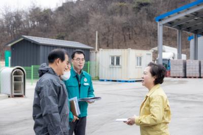 [NSP PHOTO]김상희 봉화군의회 의장, 고병원성AI 방역현장 방문해 격려