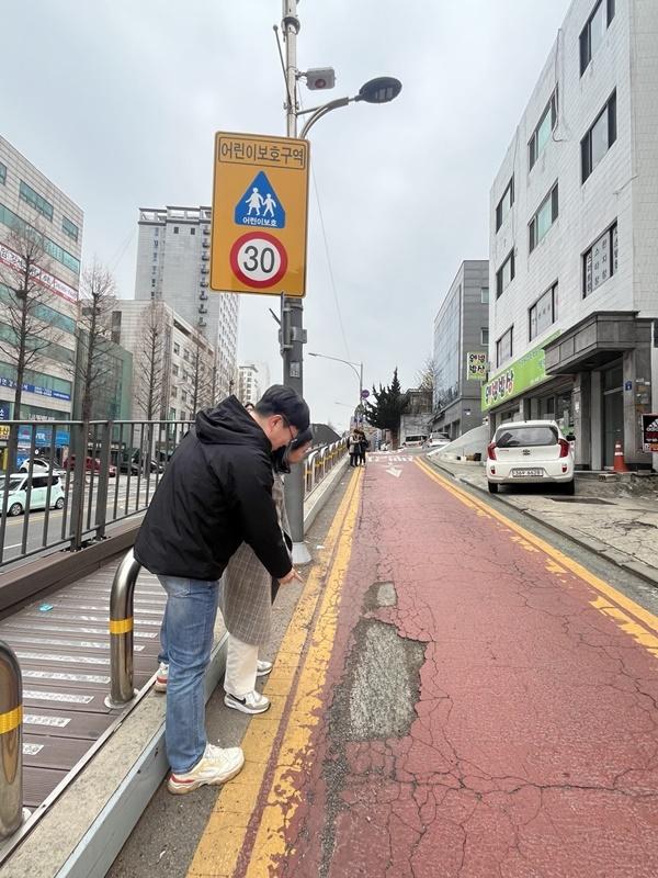 NSP통신-학교 인근의 통학 환경 집중 점검 모습 (사진 = 강서구)