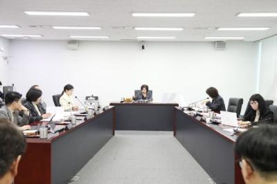 [NSP PHOTO]성남시의회 행정교육위, 임시회 일반의안·추경예산안 예비심사 마쳐