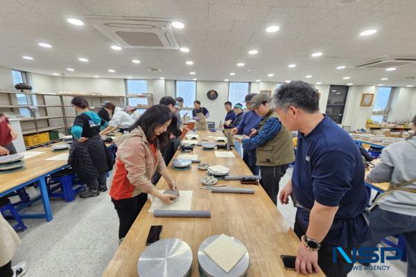 NSP통신-문경시는 지난 3월 25일과 26일 2일간 한국여행작가협회를 초청해 문경 관광 홍보를 위한 팸투어를 개최했다. (사진 = 문경시)