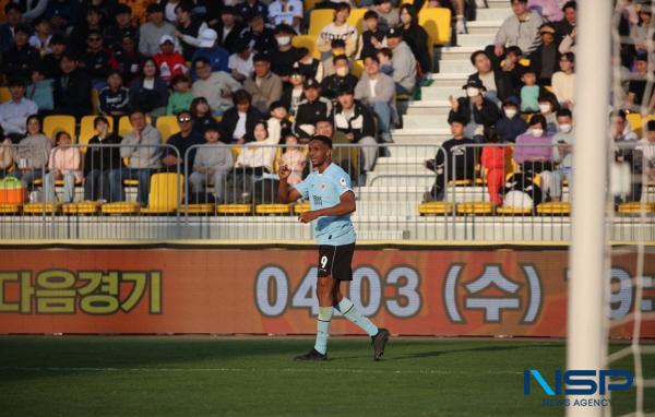 [NSP PHOTO]시즌 첫 승! 대구FC, 광주 원정에서 2대1 승리