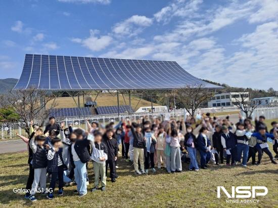 NSP통신-학생 수돗물 생산 시설과 신재생에너지 시설 견학 (사진 = 광양시청)