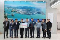 [NSP PHOTO]전남경찰, 여수산단공장장협의회와 봄봄봄 지원단 기금 전달식
