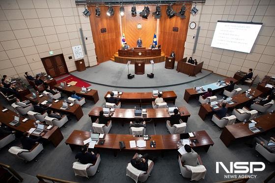 NSP통신-군산시의회가 16일 제263회 임시회를 갖고 본격적인 의정활동에 돌입했다. (사진 = 군산시의회)