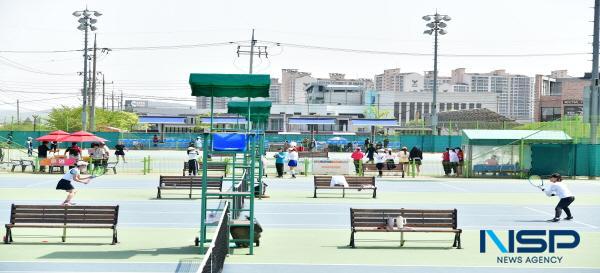 NSP통신-구미시는 19일부터 3일간 금오테니스장 외 3개소에서 제14회 구미새마을배 전국 동호인 테니스대회 를 개최한다. (사진 = 구미시)