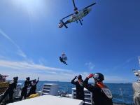 [NSP PHOTO]여수해경, 섬 지역과 해상 응급환자 헬기 인양 훈련 실시