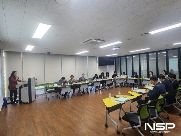 NSP통신-순천시는 지난 24일 순천평생학습관에서 순천교육지원청, 관내 3개 대학 및 고등학교, 시 관계자 등 20여 명이 참석한 가운데 용역 추진 방향 보고 및 의견 수렴을 위한 착수보고회를 개최했다. (사진 = 순천시)