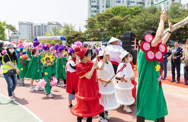 NSP통신-강서어린이 동화축제 퍼레이드 (사진 = 강서구)